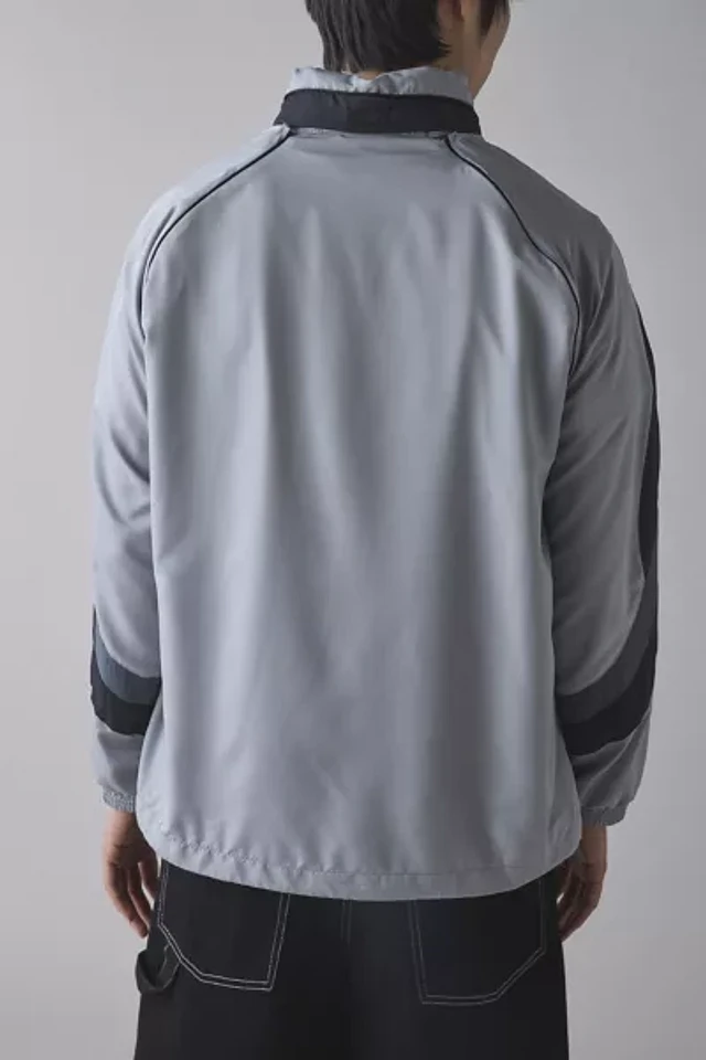 UMBRO■(W)Light Breeze Cooling Lightweight Jacket■送料込 UMBRO□(W)Light Breeze Cooling Lightweight Jacket□送料込
