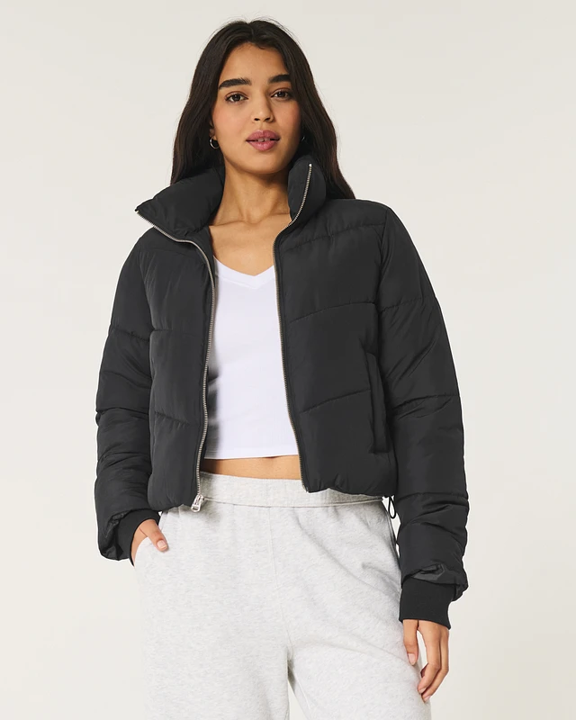Hollister Mini Zip-Up Puffer Jacket at Foxvalley Mall in Aurora, IL