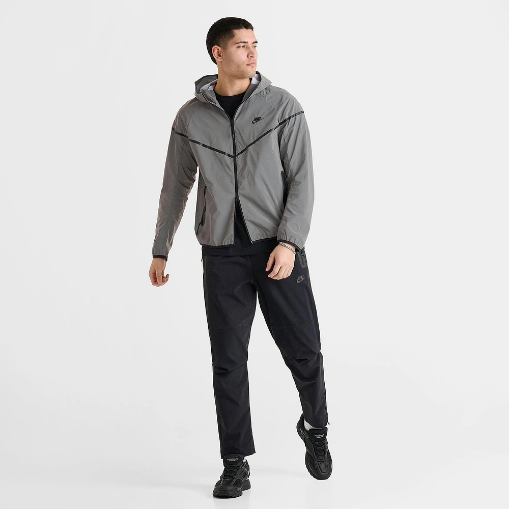 Nike Men's Nike Tech Woven Flash Jacket | Arden Fair