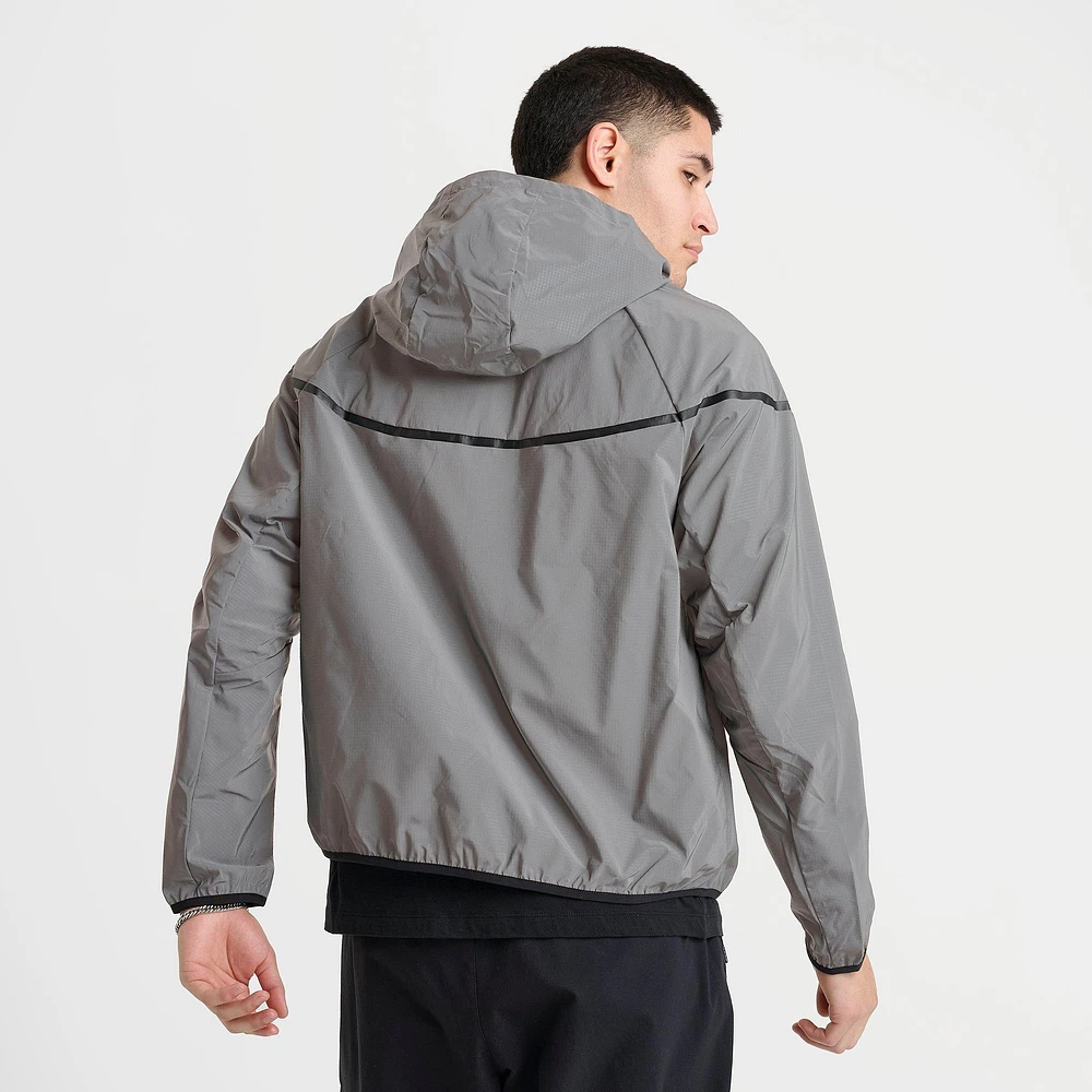 Nike Men's Nike Tech Woven Flash Jacket | Arden Fair