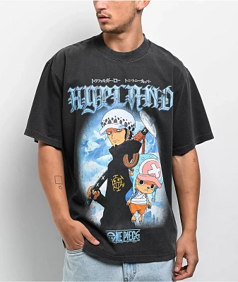 One Piece Straw Hat Black T-Shirt at Hamilton Place in