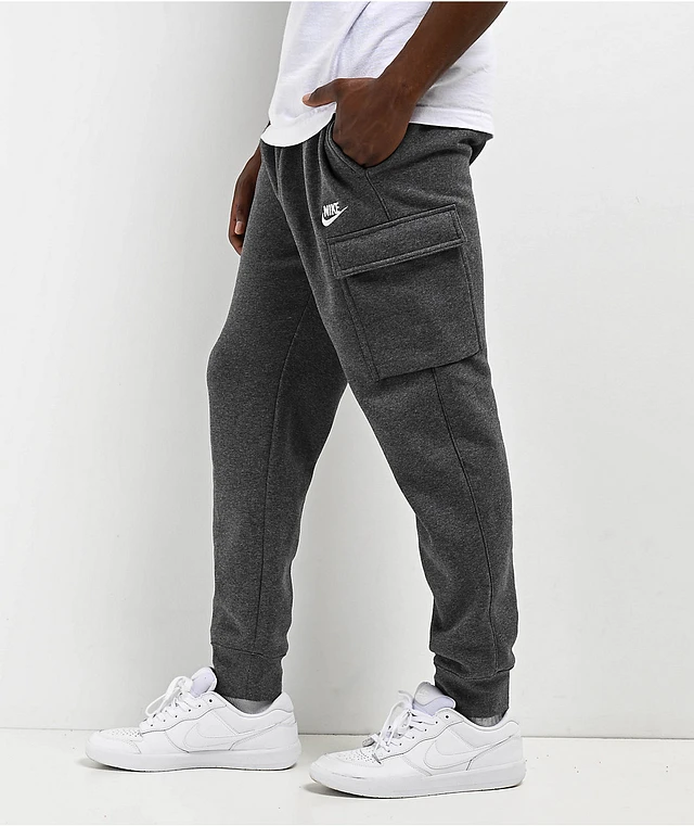 ウォーキング・ランニングウェア Old Europa Nike sweat pants charcoal Nike Sportswear Club Charcoal Cargo Jogger Sweatpants at