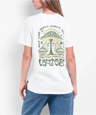 【おすすめアイテム】Vans Script Logo Mushroom T-Shirt Vans Capped Mushroom White T-Shirt at Hamilton Place in